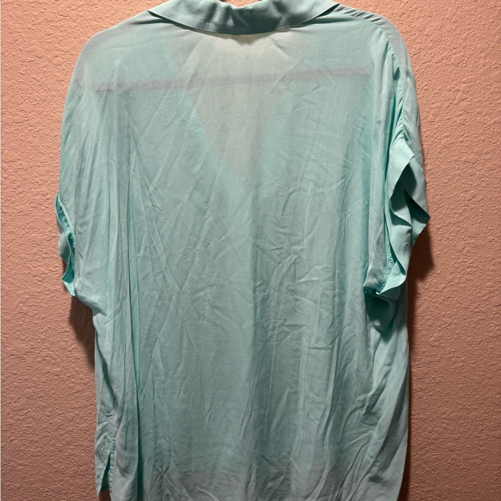 Side Stitch Light Blue Flowy Blouse size M - Picture 3 of 3